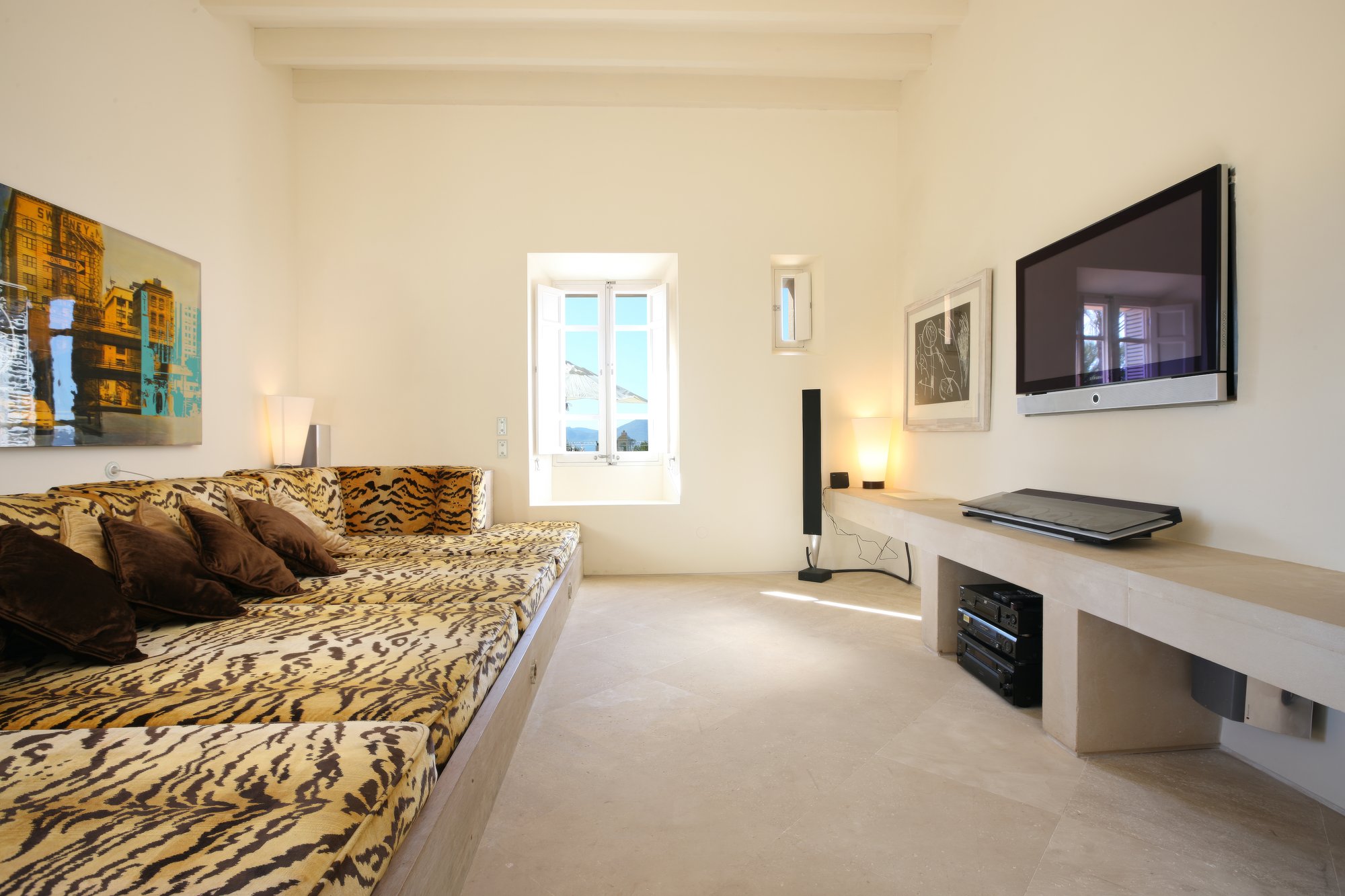 TV room